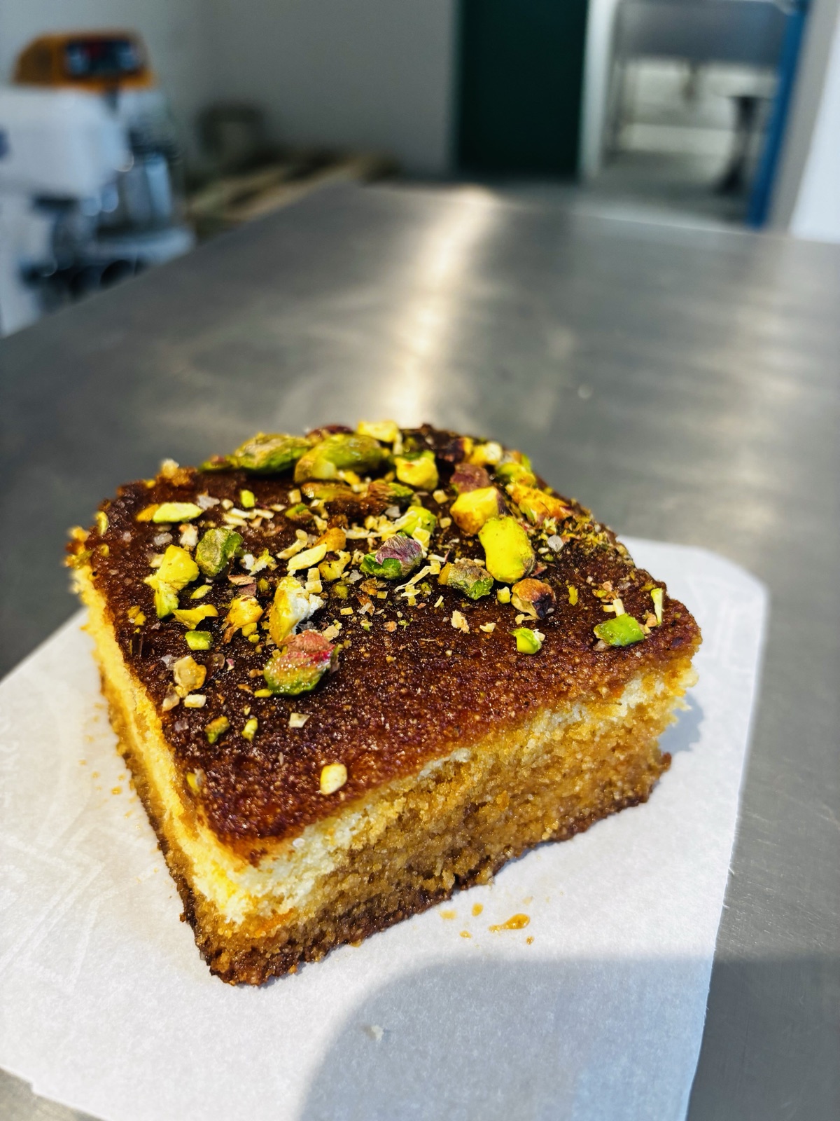 Pistachio semolina cake.